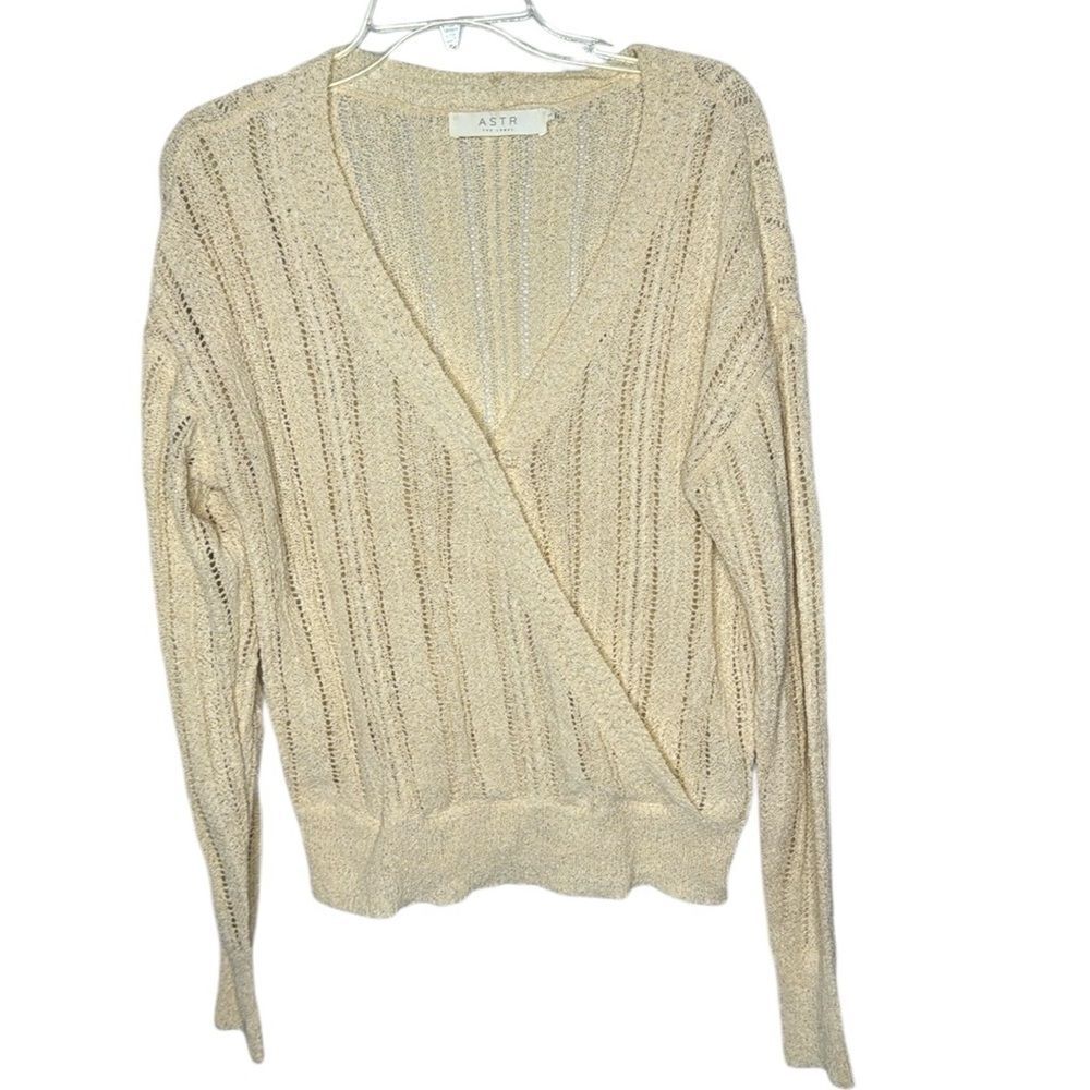 ASTR The Label Cream Wrap Sweater. Size Large.